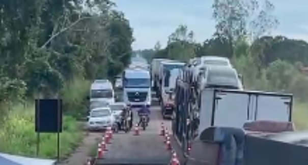 Trecho da BR-222, no Maranhão, é liberado para circulação de veículos