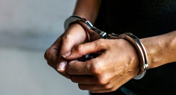 Homem é preso suspeito de estuprar criança dentro de escola, no interior do MA