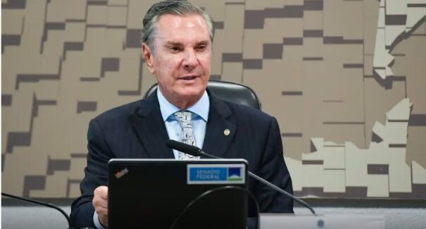 Gilmar recua e julgamento de Collor será retomado segunda-feira