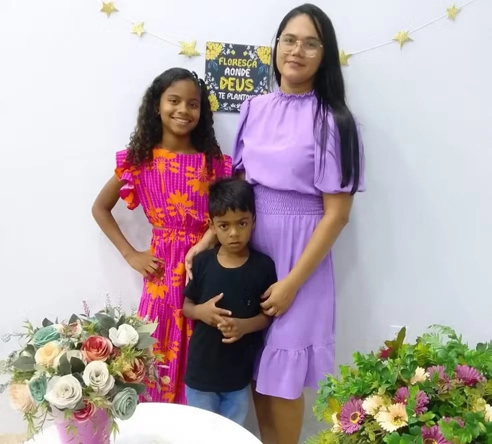 Mãe e filha ainda se encontram em estado grave e permanecem sedadas na Unidade de Terapia Intensiva (UTI) do hospital.  foto: reprodução