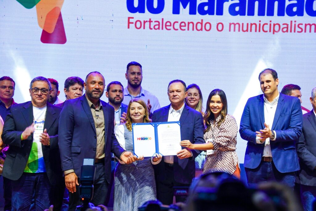 Iracema Vale no Encontro de Prefeitas e Prefeitos do Maranhão, evento no qual reforçou a disposição da Assembleia em apoiar o desenvolvimento local (Foto Divulgação)