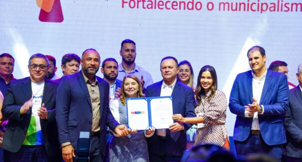 Iracema Vale reitera apoio da Alema aos municípios durante Encontro de Prefeitas e Prefeitos do Maranhão