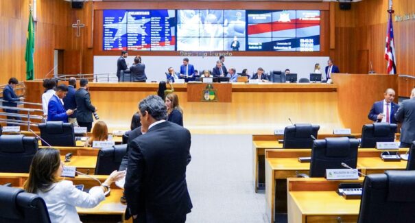 Assembleia Legislativa do Maranhão recebe pedido de CPI para investigar movimentações de Felipe Camarão