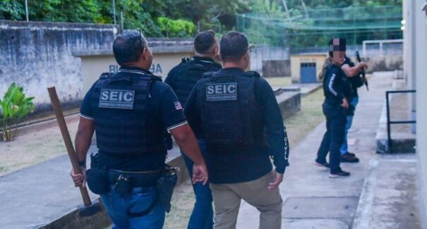 Suspeitos de extorquir empresários são presos; um dos investigados é ex-funcionário das vítimas