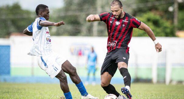 Papão ganha do Viana e entra no G4 do Campeonato Estadual