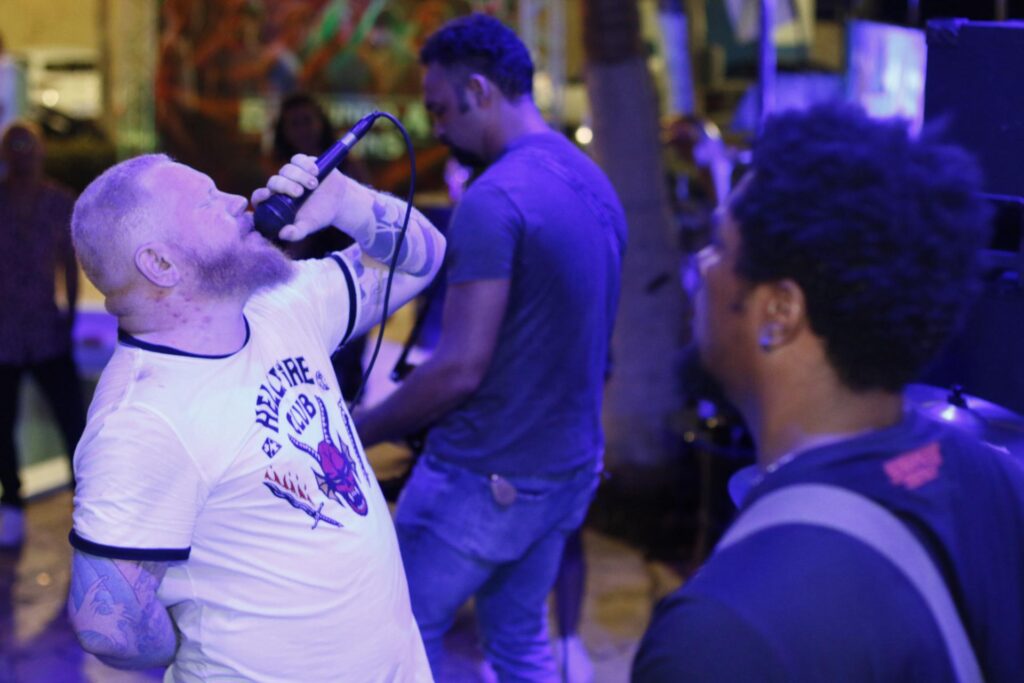 A banda The Veras é uma das atrações da noite temática. (Foto: Divulgação)
