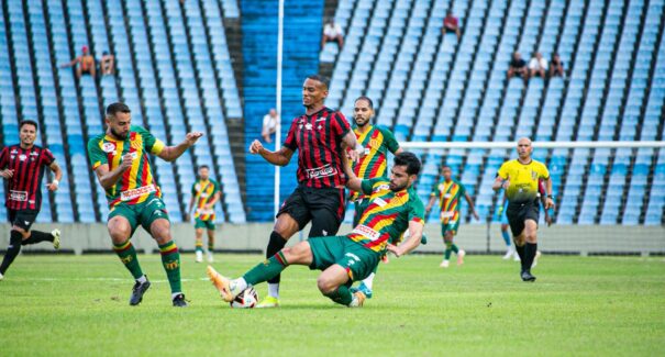 Sampaio Corrêa e Moto Club ficam igualados no placar sem gols