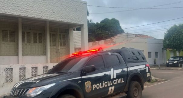 Influenciador digital é preso por porte ilegal de arma de fogo em São Domingos do Maranhão
