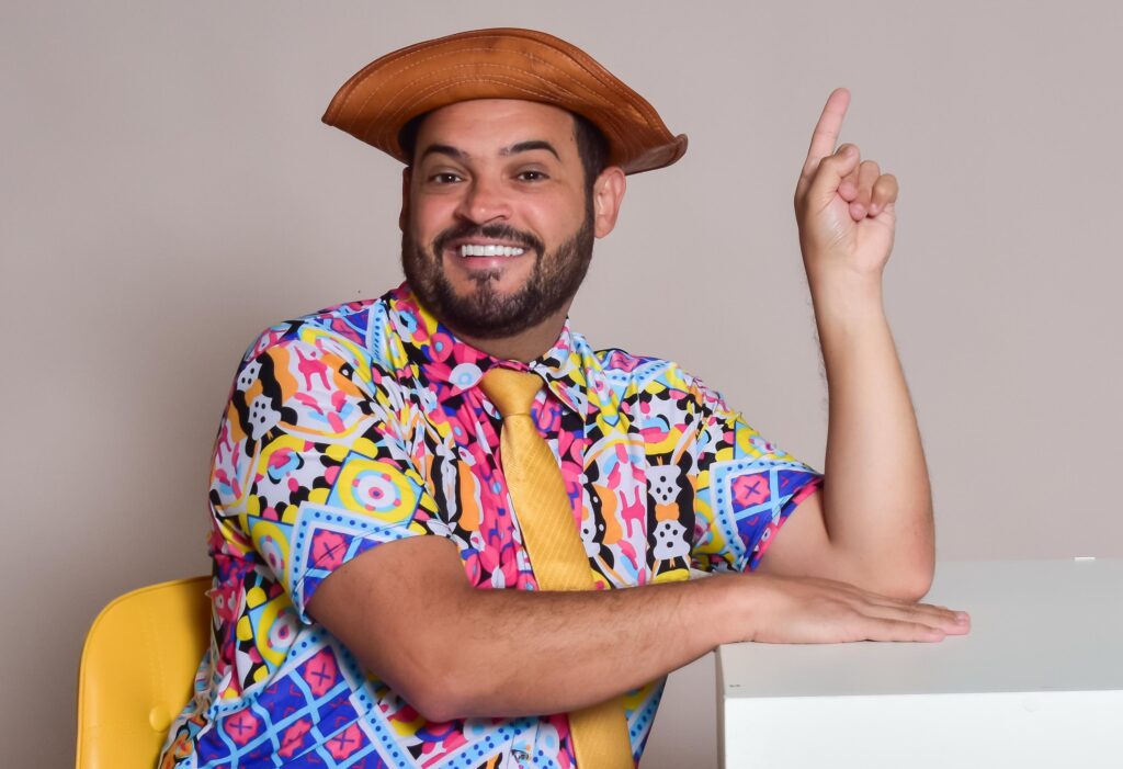 Matheus Ceará com novo show: Aquelas Piadas. (Foto: Reprodução)
