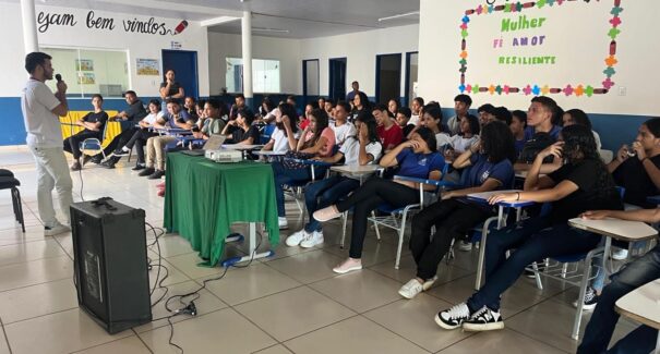 Cemulher realiza atividade do Programa “Novos Olhares, Novos Valores”