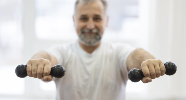 Dia Mundial da Saúde: como manter e ganhar massa muscular após os 50 anos