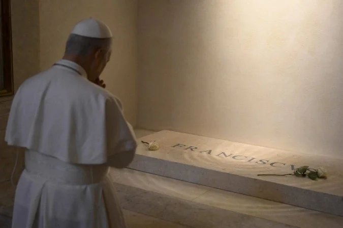 O novo pontífice homenageou Leão XIII, segundo ele: 