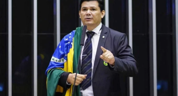 Conselho de Ética da Câmara analisará suspensão de Gilvan da Federal