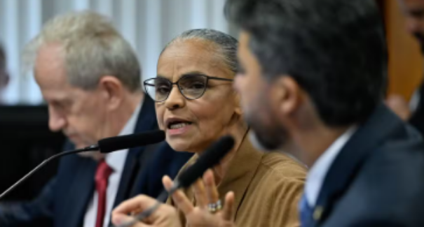 Marina Silva deixa comissão após Plínio Valério afirmar que ela não merece respeito