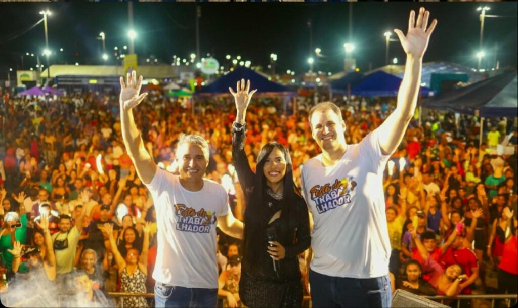 Famílias celebram a 25ª Festa no Cais da Alegria com apresentações e muita diversão