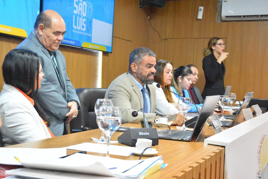 Vereador Paulo Victor apresentou projeto de lei na Câmara de São Luís (Foto: Fabrício Cunha)