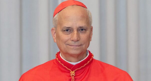 Cardeal Robert Prevost é o novo papa; nome escolhido é Leão XIV
