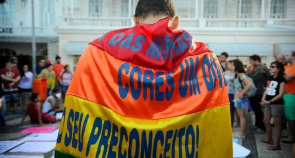 Seminário contra a LGBTfobia evidencia urgência de políticas públicas para população LGBTQIA+