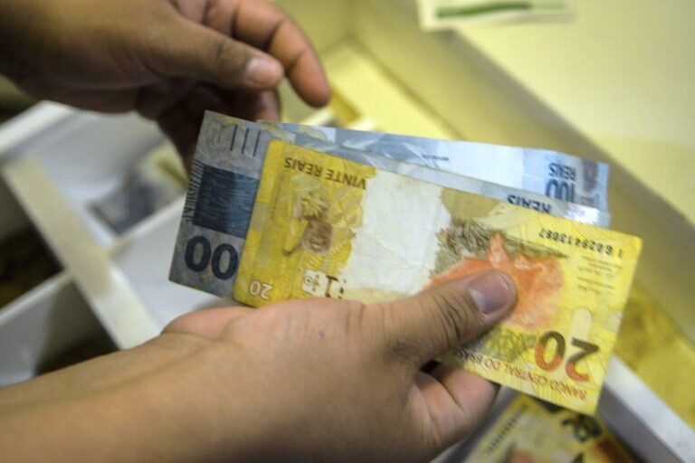 o Crédito do Trabalhador já superou R$ 10,1 bi de empréstimos consignados em todo o país - Foto: Marcello Casal Jr / Agência Brasil