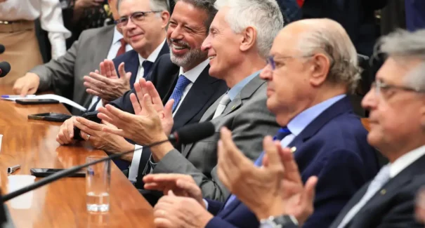 Câmara instala comissão especial para debater sobre isenção do Imposto de Renda até R$ 5 mil