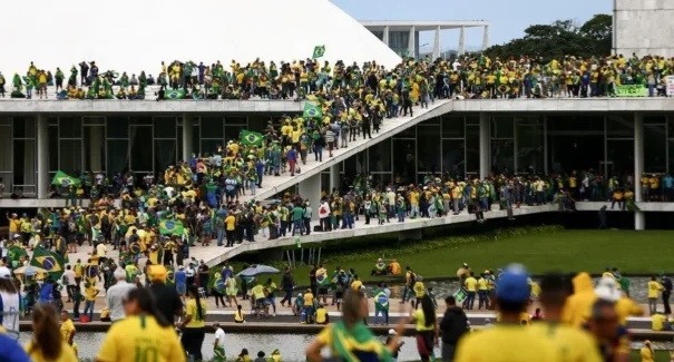 Marinha expulsa primeiro militar condenado por participar dos atos criminosos de 8 de janeiro
