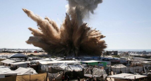 Bombardeios de Israel deixam ao menos 67 mortos em Gaza nesta segunda (30)