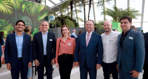Brandão encerra Semana de Ação Climática em Londres com contrato de US$ 100 milhões para projetos ambientais