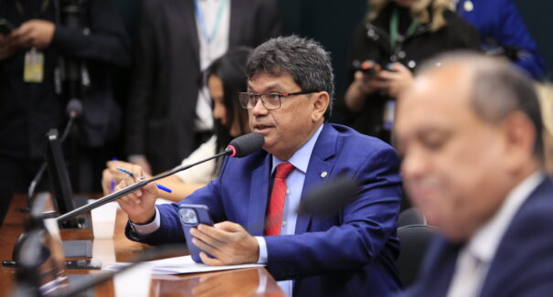‘IOF precisa de debate, não de alarde’, diz vice-líder do Governo na Câmara