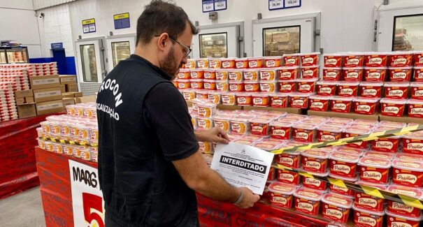 Procon-MA interdita setores do Mix Mateus e autua outros estabelecimentos em Caxias por irregularidades
