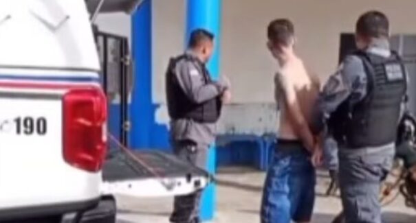 Quatro pessoas são atropeladas em frente à Secretaria Municipal de Educação de Raposa