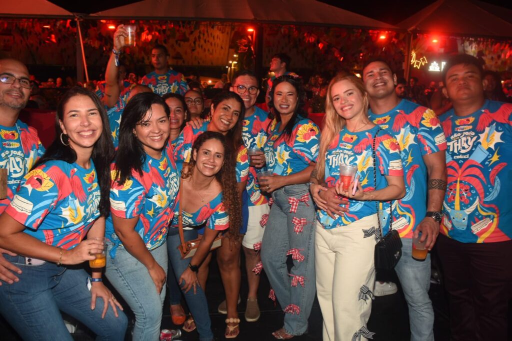Fingindo Costume no São João da Thay 2025: muitos sorrisos e amizades