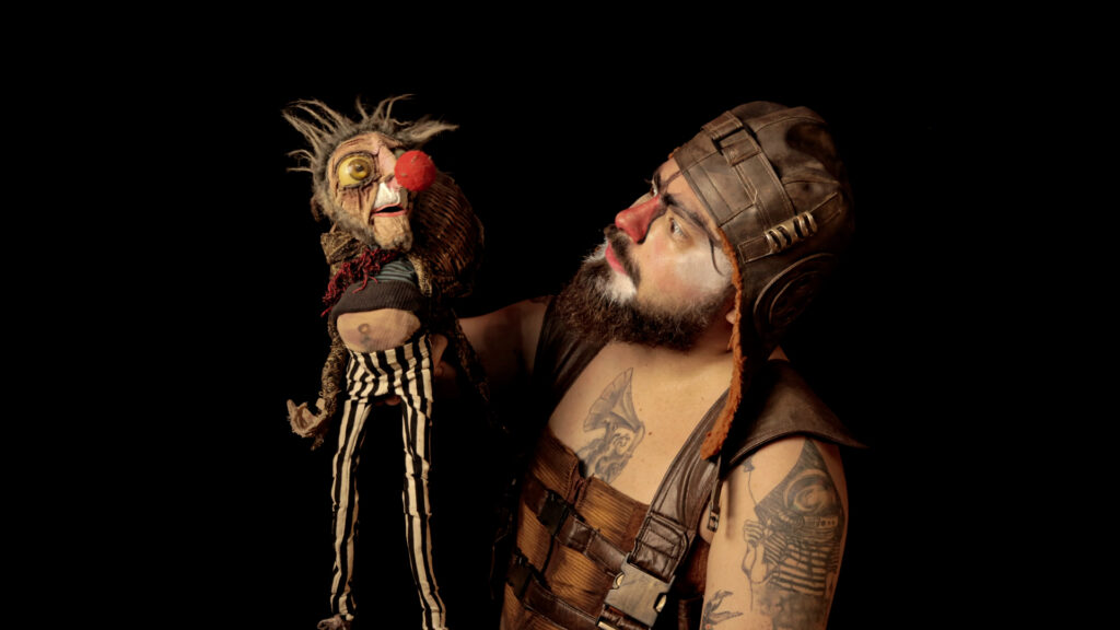 Programação do Arte por Toda Parte contará com o Trupe Motim de Teatro e o 'Pequeno Show de Horrores para Sustos Medonhos' (Foto: Jana Soares/Divulgação)
