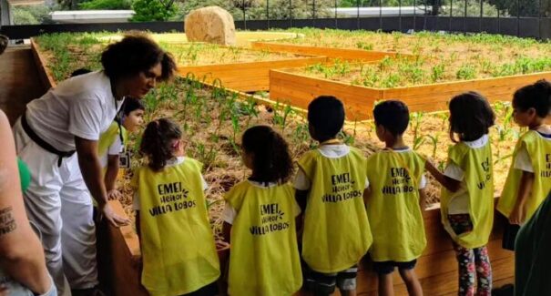 Multiartista transforma trajetória em empreendimento criativo