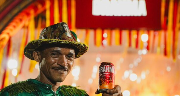 São João da Brahmosidade toma conta do Centro Histórico de São Luís com o brilho do Boi de Maracanã e lata especial junina