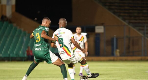 Sampaio arranca empate com Altos-PI e permanece no 4º lugar