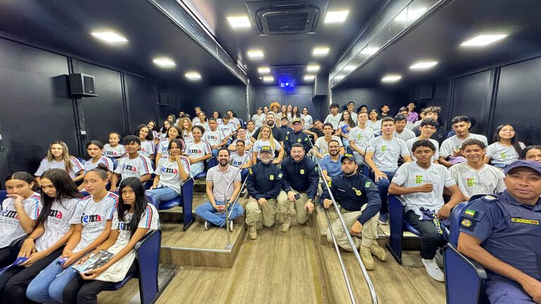 Alunos mobilizados durante a programação da Campanha (Foto: Divulgação)