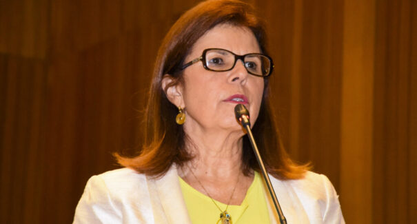 Helena Duailibe pode pedir licença da ALEMA