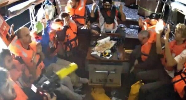 Itamaraty cobra libertação de brasileiro preso por Israel em barco rumo a Gaza