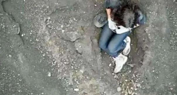 Entenda o caso da brasileira que caiu durante trilha no vulcão Rinjani e aguarda resgate há mais de dois dias