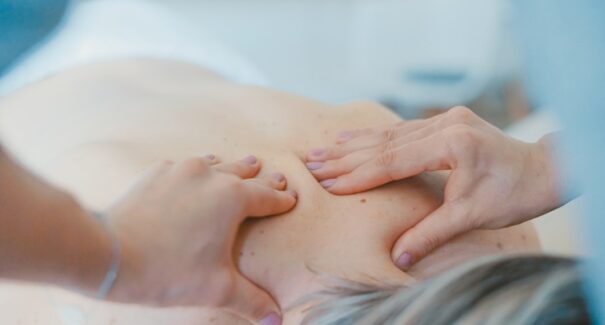Quais tipos de massagens podem ajudar a aliviar a ansiedade?