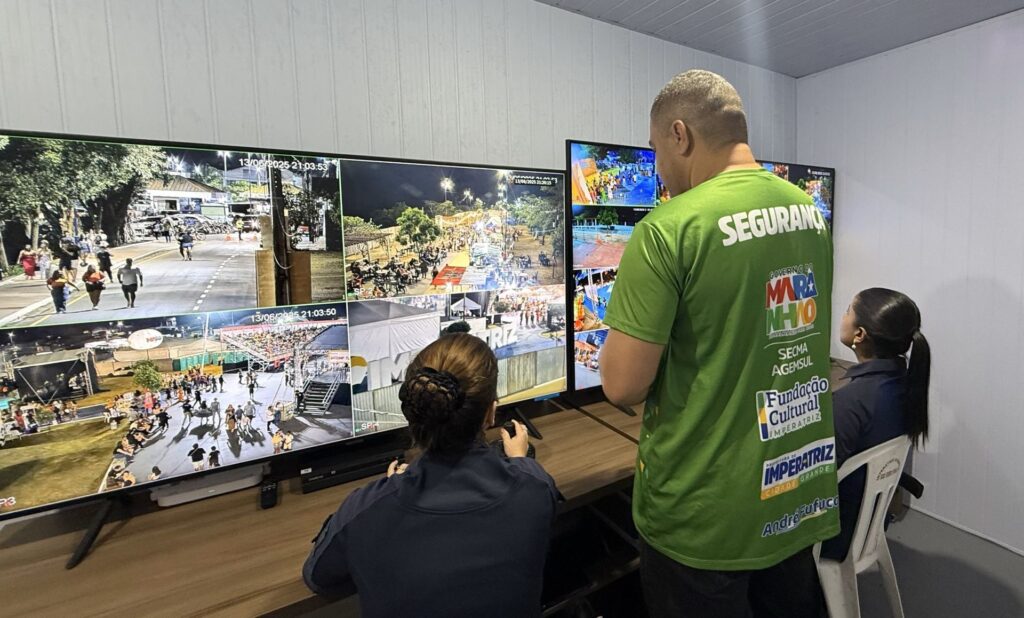  A Superintendência de Videomonitoramento, em parceria com a Guarda Municipal de Imperatriz (GMI), está ajudando a garantir um arraiá tranquilo e seguro para toda a população. (Foto: Júlia Wirtzbiki)