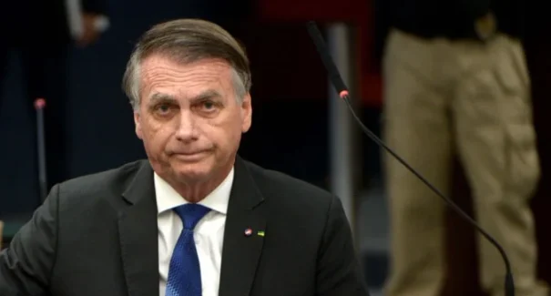 Primeira Turma do STF forma maioria para manter prisão preventiva de Bolsonaro