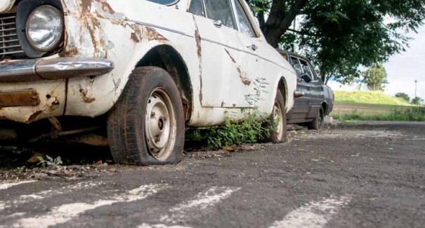 Projeto de Lei propõe medidas para remover veículos abandonados em São Luís