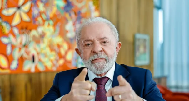 Lula defende nova exploração de petróleo e diz que Brasil pode voltar a ser exportador de diesel e gasolina