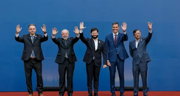 Presidentes de cinco países reafirmam compromisso com democracia e pedem cessar-fogo em Gaza