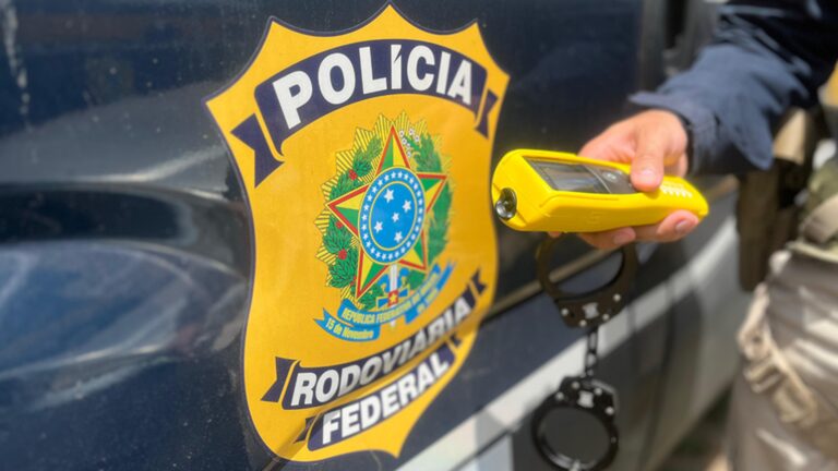 Motorista embriagado é preso após ultrapassagem proibida na BR-135, em Santa Rita (MA)