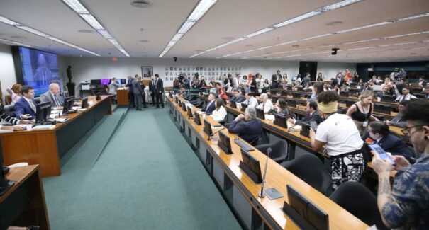 CCJ da Câmara dos Deputados aprova projeto de castração química para estupradores