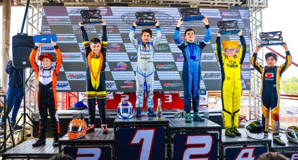 Piloto maranhense conquista troféu na Copa São Paulo Light de Kart