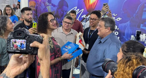 Ministra Luciana Santos visita estande da Fapema na SBPC 2025 e conhece projetos de destaque do Maranhão