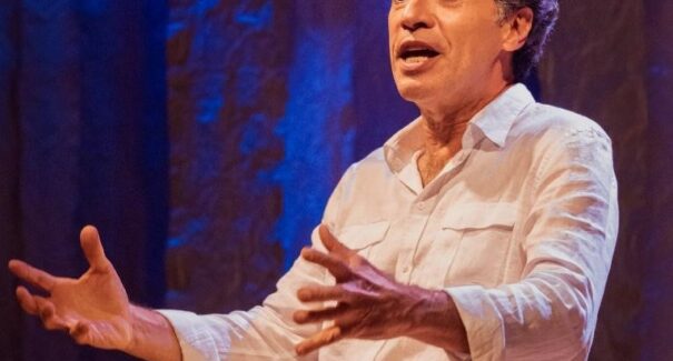 Paulo Betti apresenta monólogo de sucesso no Teatro Arthur Azevedo, em São Luís